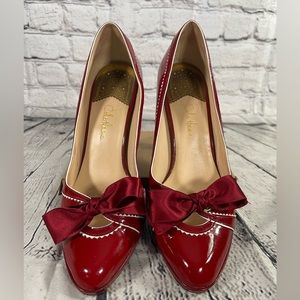 Cole Hann Nike Red high heels with Bow